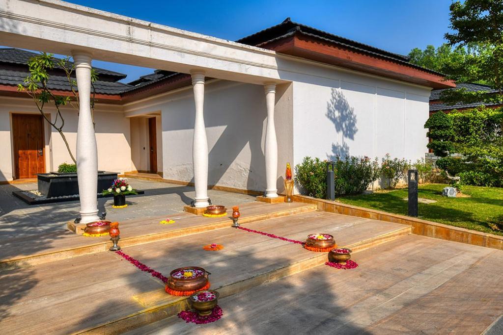 The Cabbana Resort & Spa Phagwāra Εξωτερικό φωτογραφία