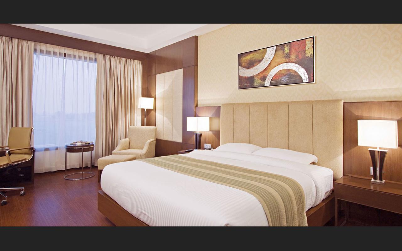 The Cabbana Resort & Spa Phagwāra Εξωτερικό φωτογραφία