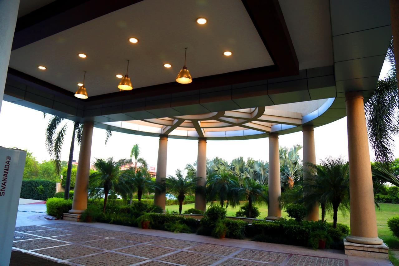 The Cabbana Resort & Spa Phagwāra Εξωτερικό φωτογραφία